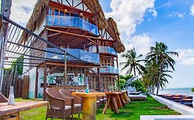 Rch Luxury Hotel & Pool